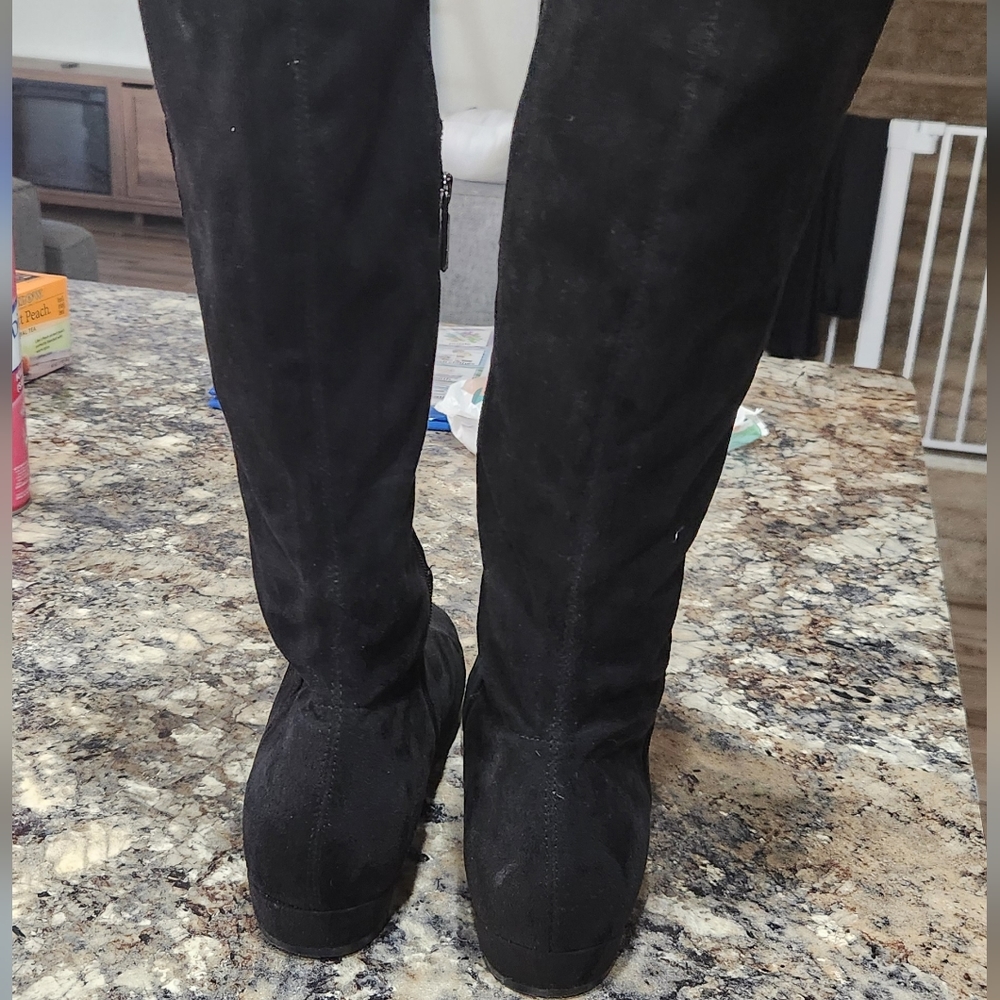 Karl Lagerfeld Paris Suede Boots - Picture 4 of 7
